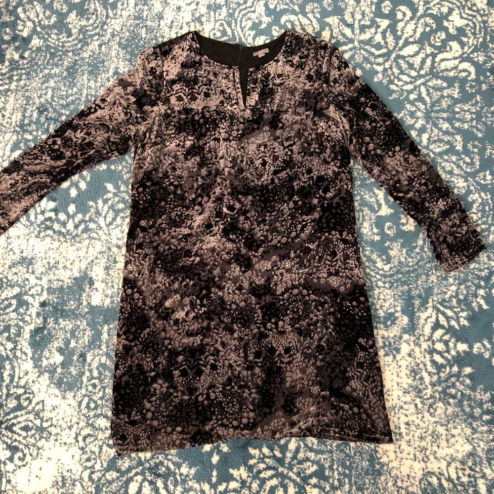 J. Jill Soft Gray and Black Dress Size L